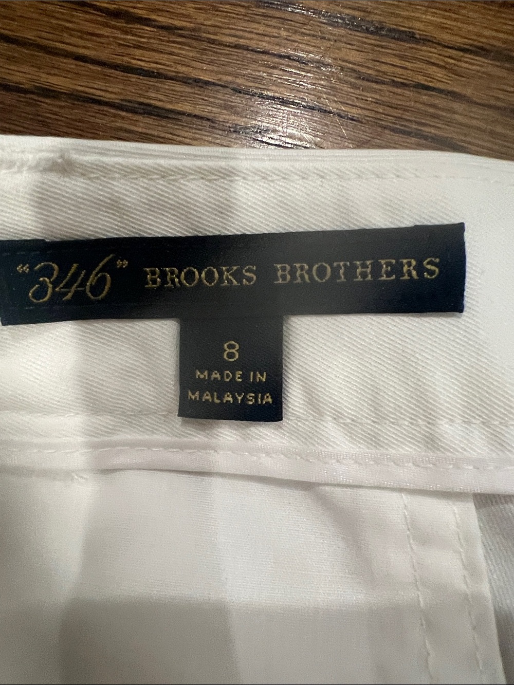 Brooks Brothers White Tailored Bermuda Shorts - Picture 2 of 6